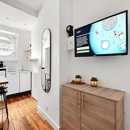 Apartman Studette View Of The Eiffel Tower Victor Hugo 2 -bail Mobilite *