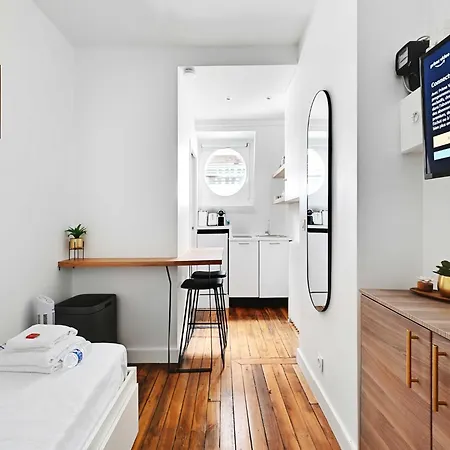 Apartman Studette View Of The Eiffel Tower Victor Hugo 2 -bail Mobilite *